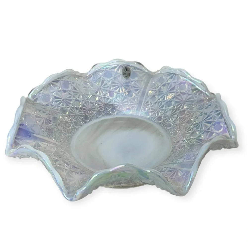 Fenton Daisy & Button French Crimped Round Bowl‎ 10.5